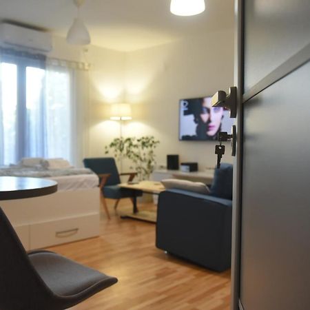 Dekart Apartment Ni Eksteriør bilde